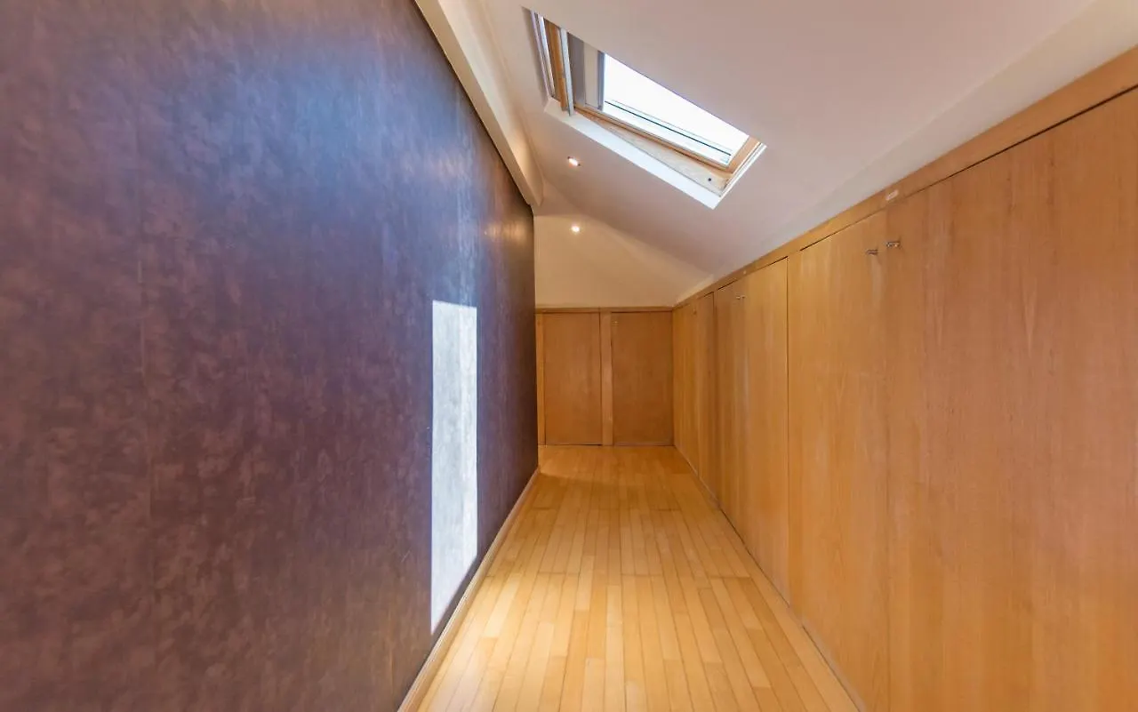 Houze_City Center, 5 Rooms Flat W/ Sunny Terrace Lisboa 0*,  Portugália